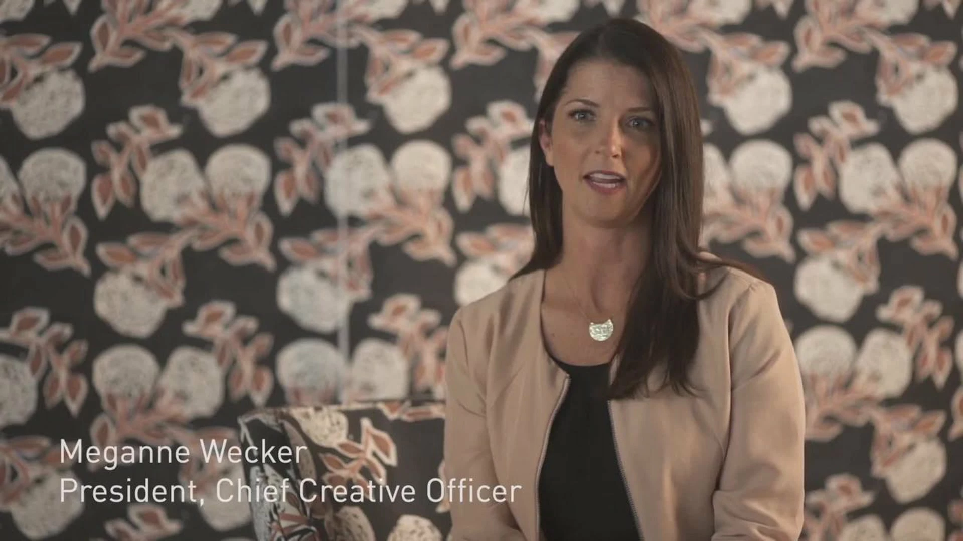 Skyline Furniture Mfg Inc Holly Armless Chair In Sheepskin Natural 4 Skyline Furniture Mfg Inc Holly Armless Chair In Sheepskin Natural - Image 2